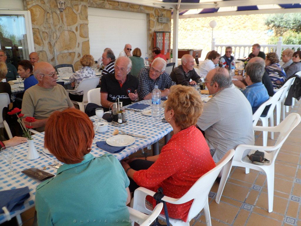 UN MECHOUI AVEC LES AMIS PN D ANDALOUSIE 9 05 2013 A MOJACA (75).JPG